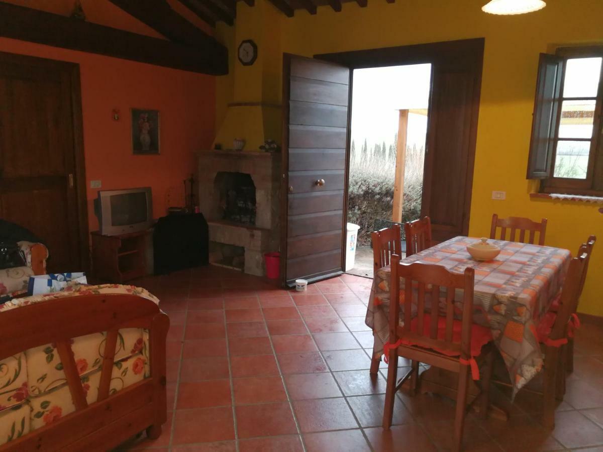 Casa Country House Girasole Crete senesi vakantie huis Asciano Esterno foto